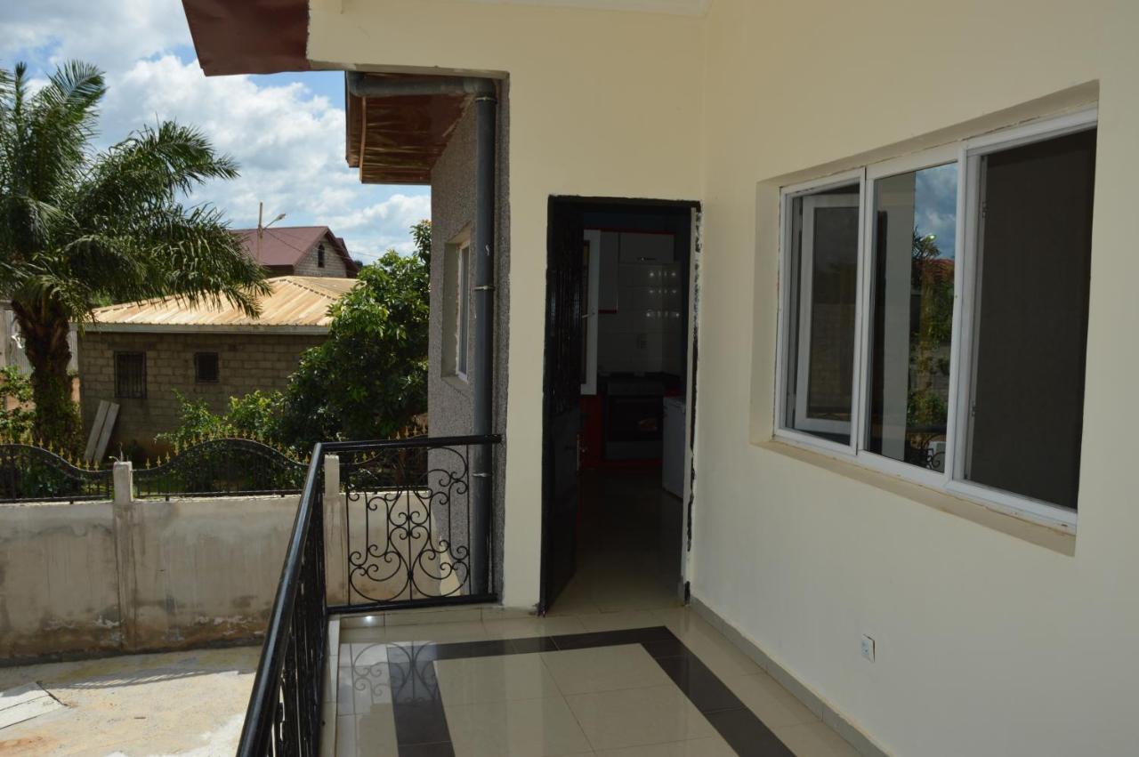 Résidence Rosalie Yaoundé Extérieur photo