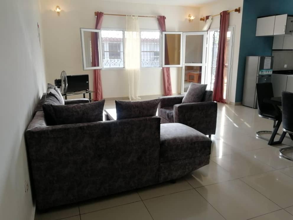 Résidence Rosalie Yaoundé Chambre photo